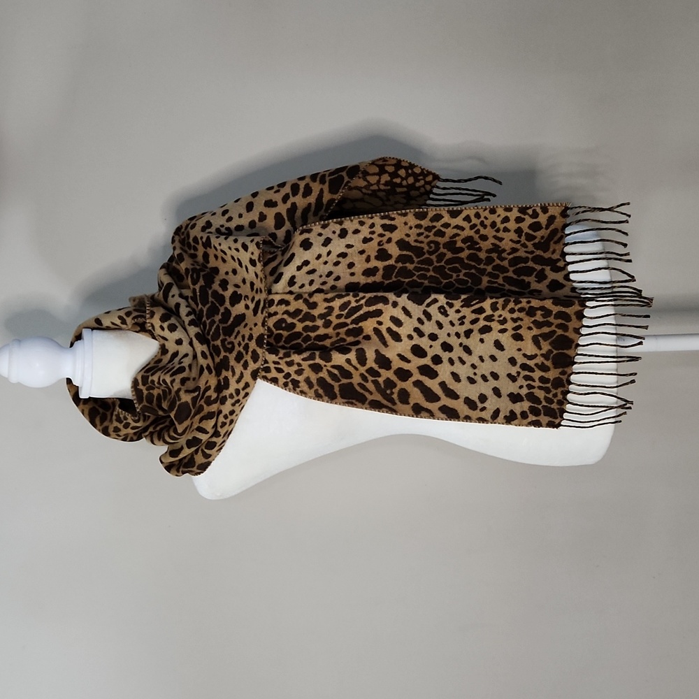 Nwt Merona Animal Print Tassel Scarf